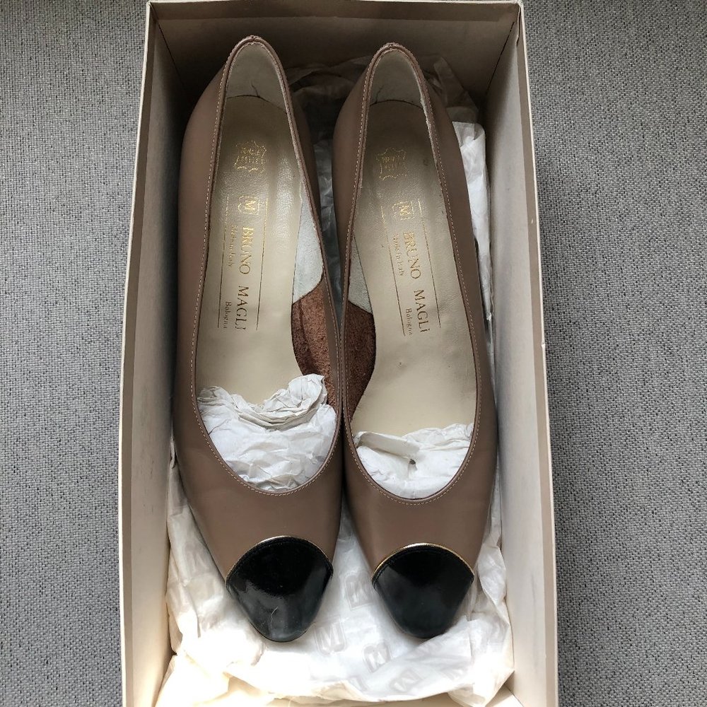 BRUNO MAGLI Tan Formal Business  Leather Shoes